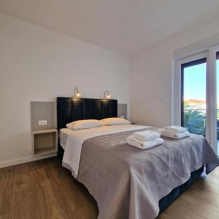 Apartments Okit Vodice Eksteriør billede