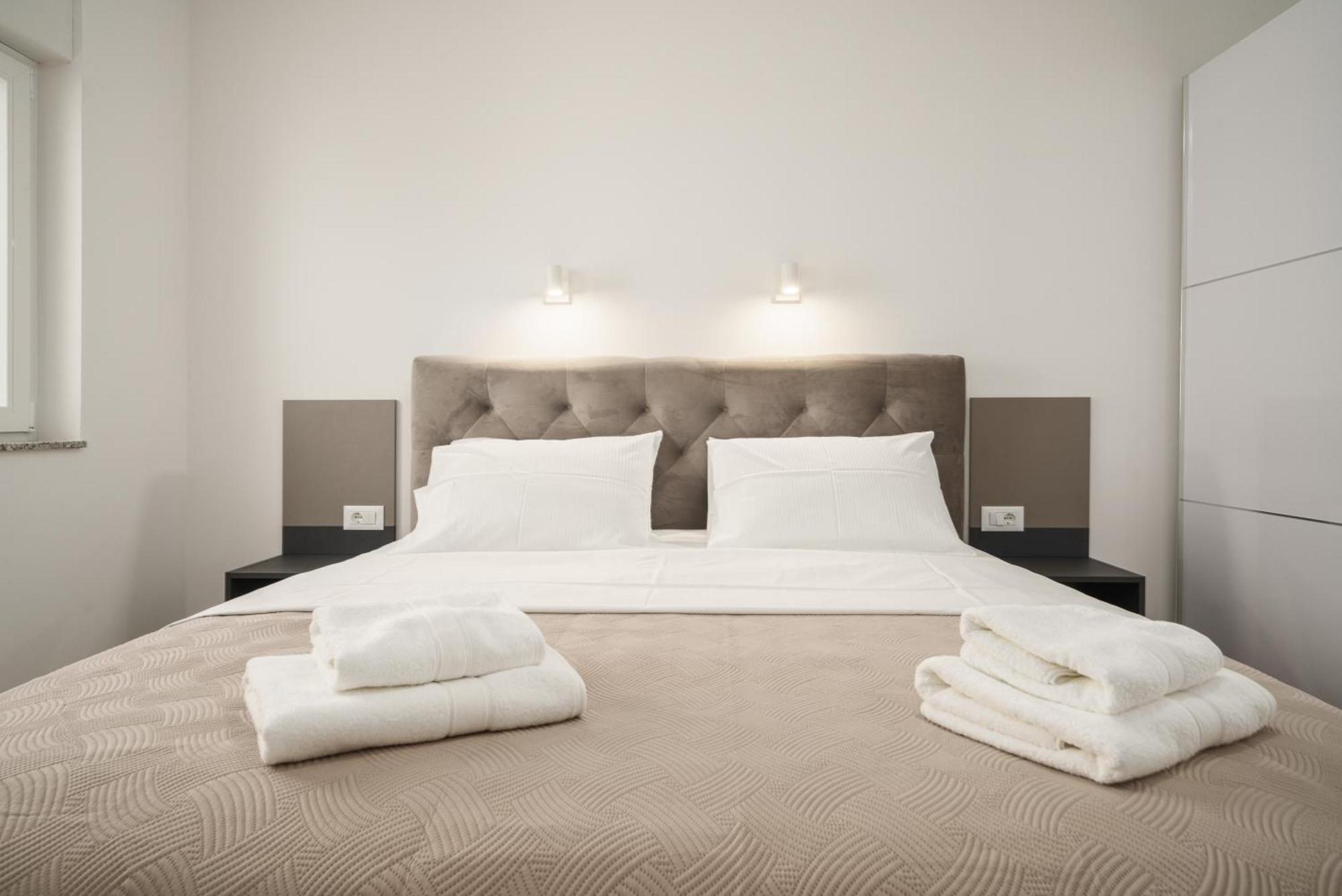 Apartments Okit Vodice Eksteriør billede