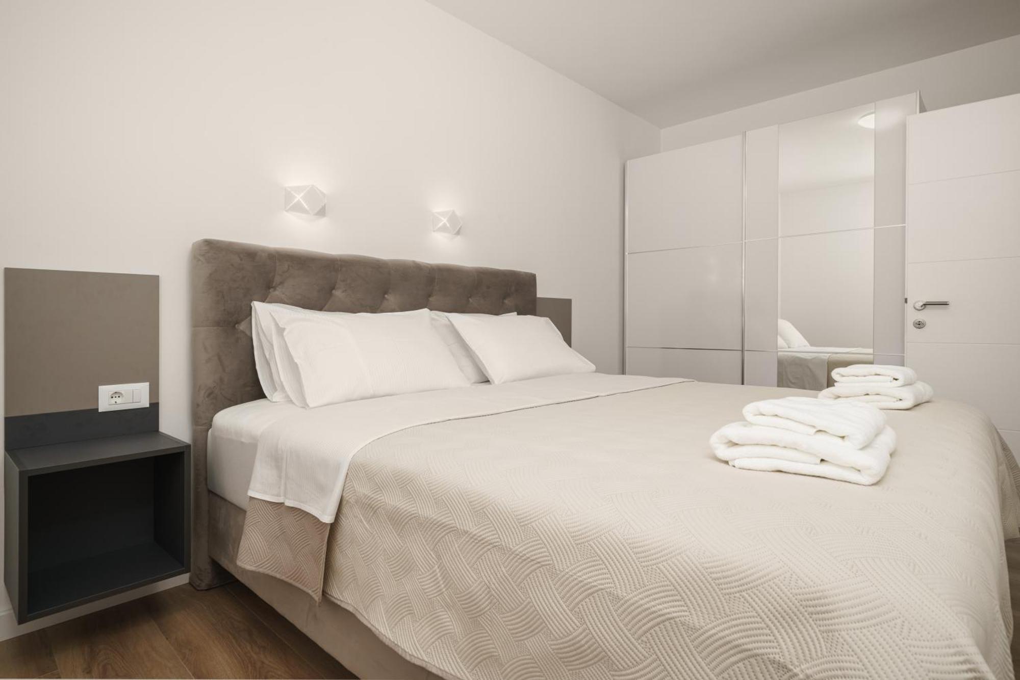 Apartments Okit Vodice Eksteriør billede