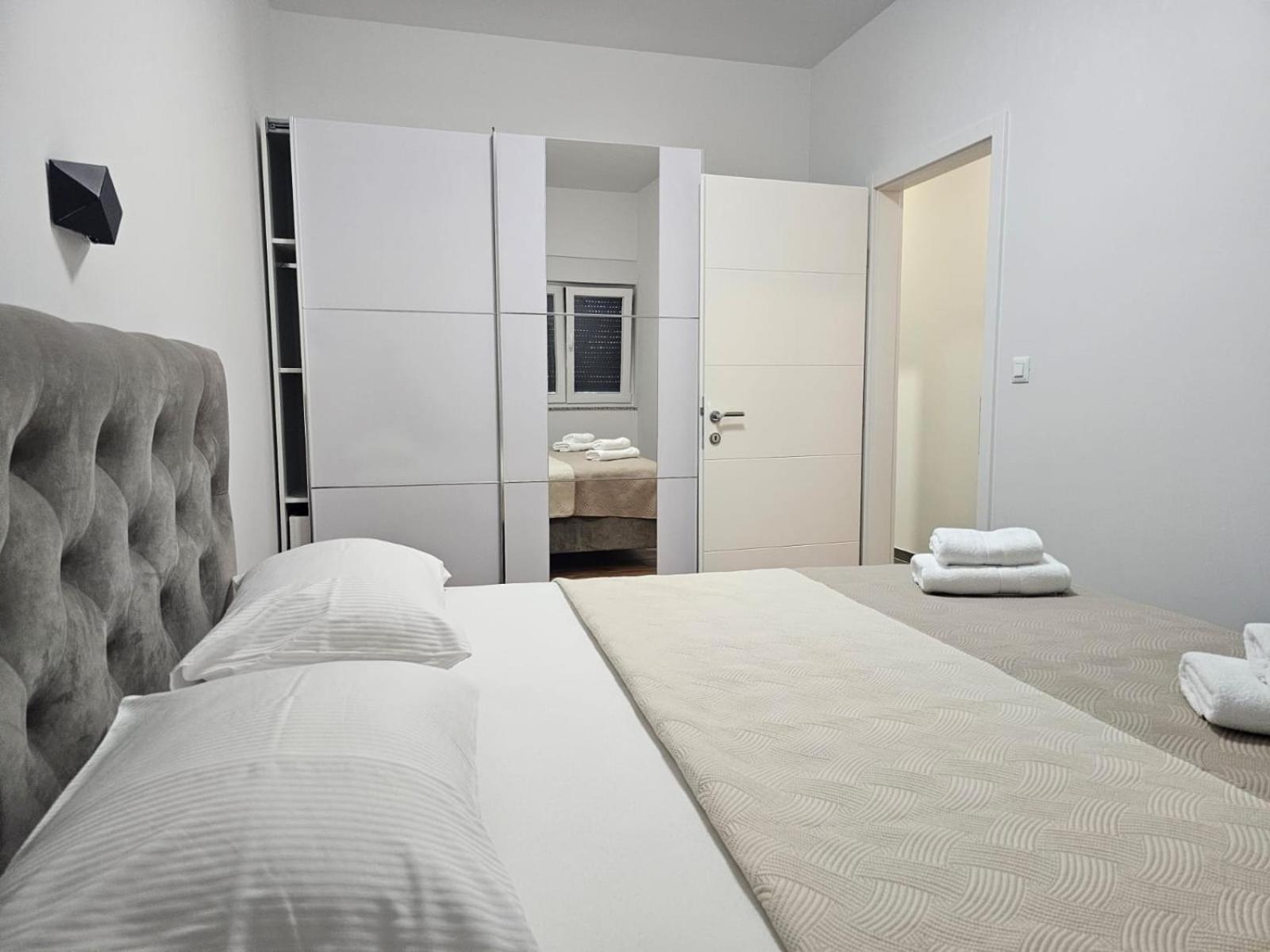 Apartments Okit Vodice Eksteriør billede